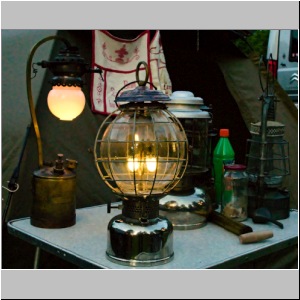 kl-101-mittelhof-2025-verschiedene_lampen.jpg